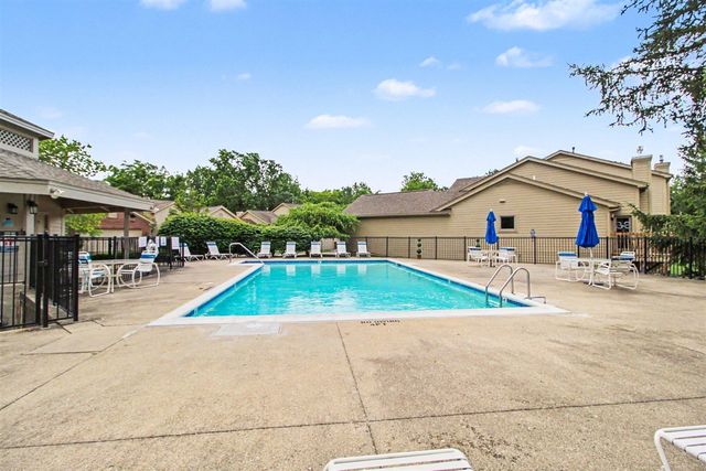183 Kingsbrook Avenue 17, Ann Arbor, MI 48103