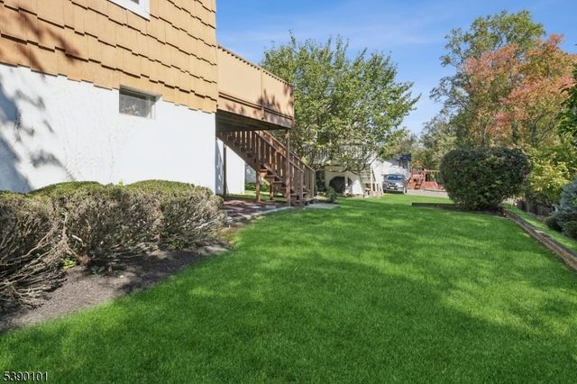 15 Highland Dr, Livingston Twp., NJ 07039