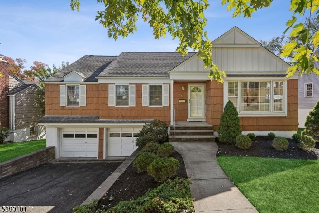 15 Highland Dr, Livingston Twp., NJ 07039