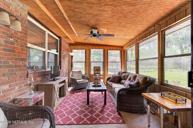 505 N STATE ROAD 21, Hawthorne, FL 32640