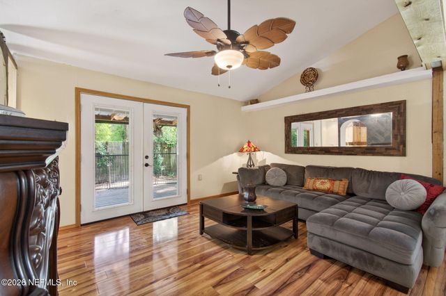 505 N STATE ROAD 21, Hawthorne, FL 32640