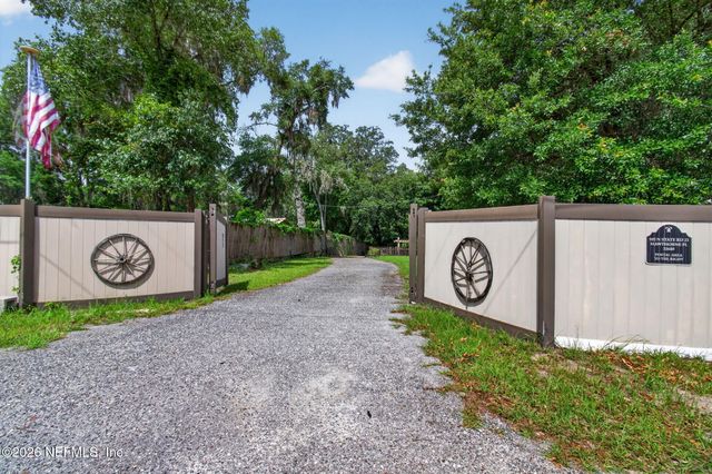 505 N STATE ROAD 21, Hawthorne, FL 32640
