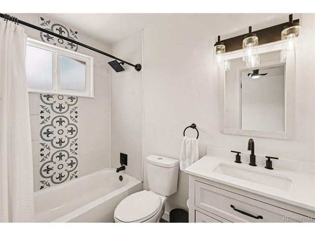 4229 S Pitkin St, Aurora, CO 80013