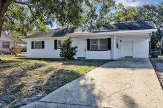 230 S SHORE DRIVE, Eagle Lake, FL 33839
