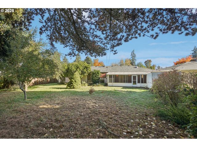 4935 COLOMA Dr Se, Salem, OR 97302