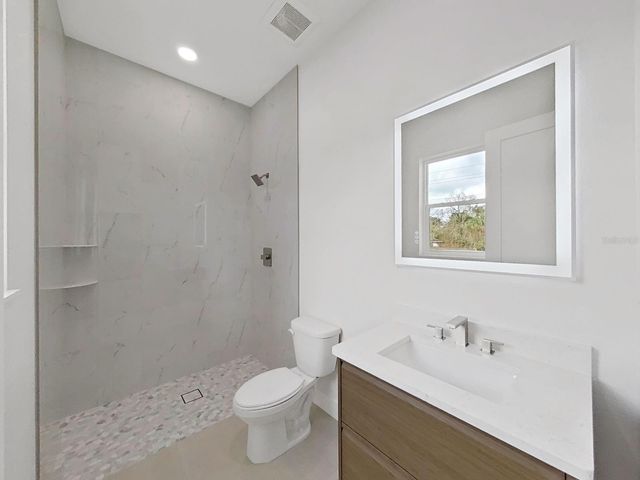 17841 SIMMONS ROAD, Lutz, FL 33548