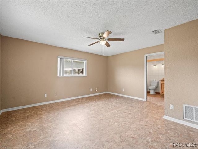 9227 Nightingale Road, Weeki Wachee, FL 34613