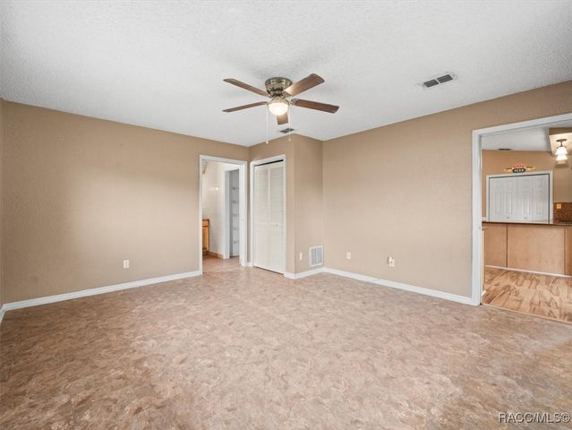 9227 Nightingale Road, Weeki Wachee, FL 34613