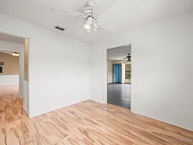 9227 Nightingale Road, Weeki Wachee, FL 34613