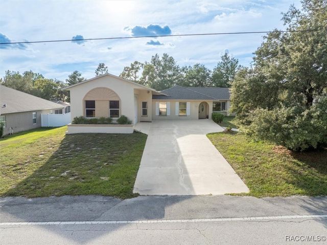 9227 Nightingale Road, Weeki Wachee, FL 34613