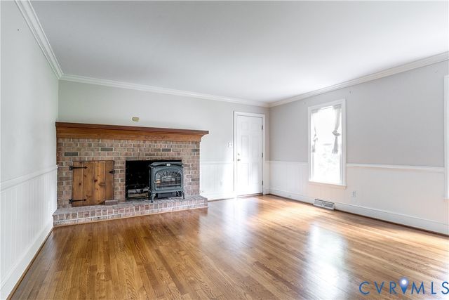 3924 Belspring Rd, Chester, VA 23831