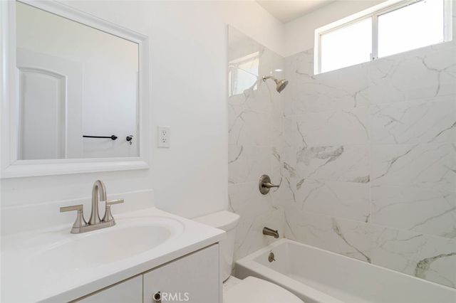 232 E Avenue P5, Palmdale, CA 93550