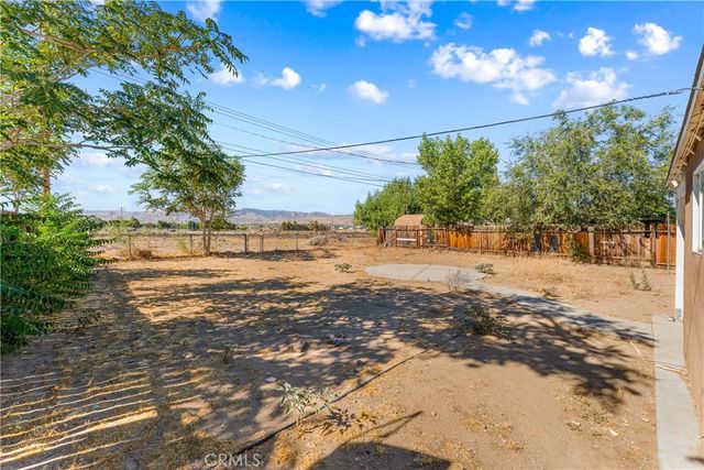 232 E Avenue P5, Palmdale, CA 93550