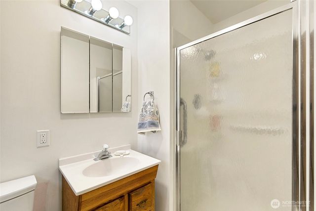 135 NW 181st Street, Shoreline, WA 98177