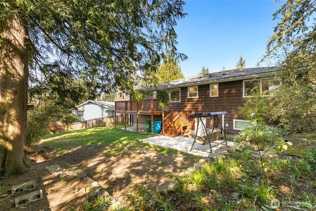 135 NW 181st Street, Shoreline, WA 98177