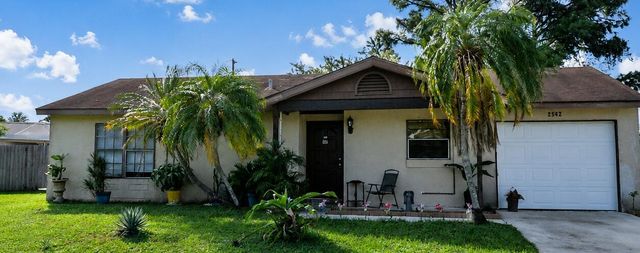 2522 SE Mariposa Avenue, Port Saint Lucie, FL 34952