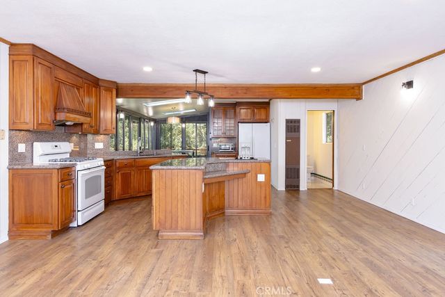 2233 Bernina, Pine Mountain Club, CA 93222