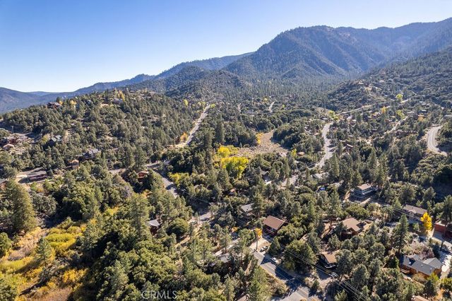 2233 Bernina, Pine Mountain Club, CA 93222