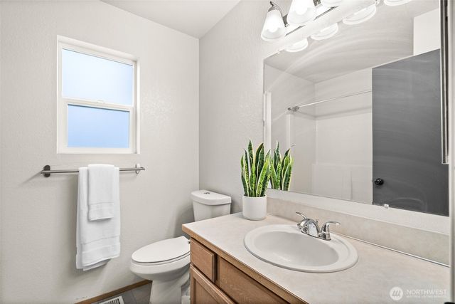 4618 Denton Lane SE, Lacey, WA 98503