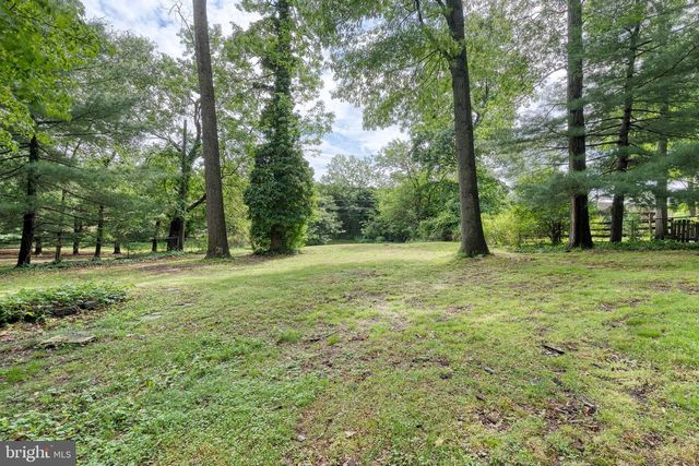 127 DUBLIN DR, Lutherville Timonium, MD 21093