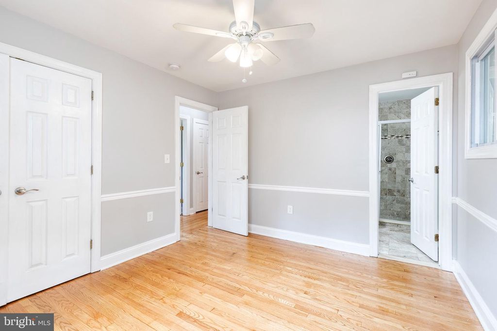 Image 18 of property listing at 127 DUBLIN DR, Lutherville Timonium, MD 21093
