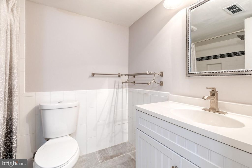 Image 29 of property listing at 127 DUBLIN DR, Lutherville Timonium, MD 21093
