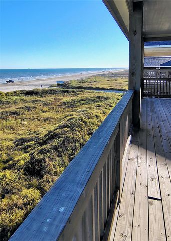 4518 Blue Water Hwy, Freeport, TX 77541