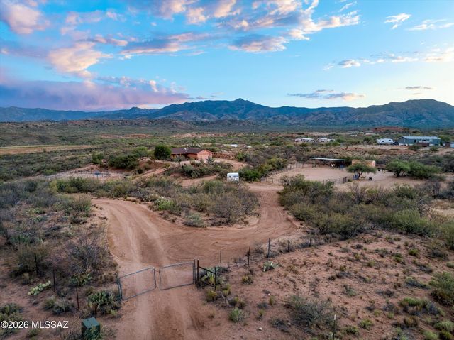 34074 S Cody Hills Road, Oracle, AZ 85623