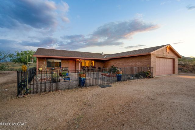 34074 S Cody Hills Road, Oracle, AZ 85623