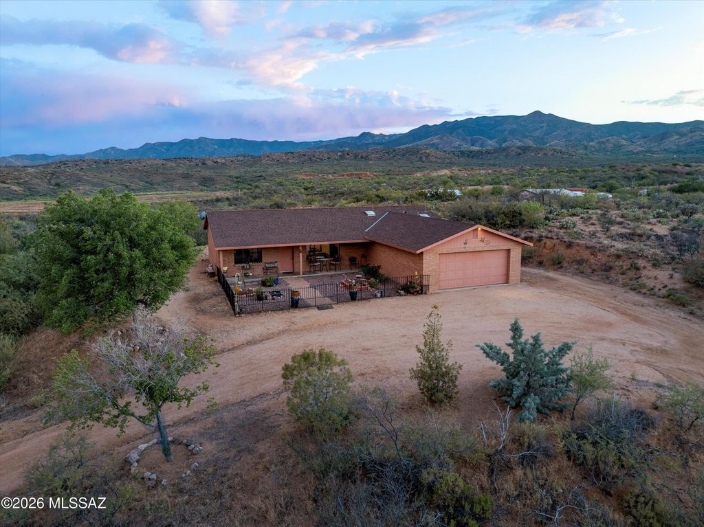 34074 S Cody Hills Road, Oracle, AZ 85623
