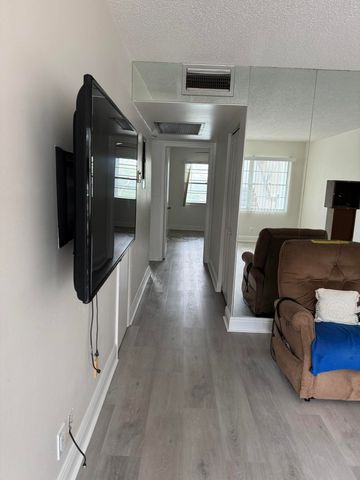 2039 Rexford C, Boca Raton, FL 33434