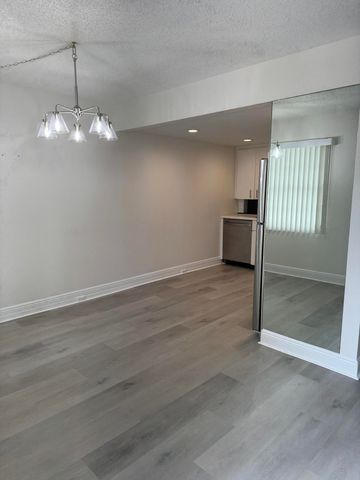 2039 Rexford C, Boca Raton, FL 33434