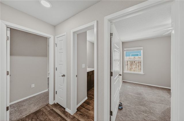 4714 W Hoover Loop, Fayetteville, AR 72704