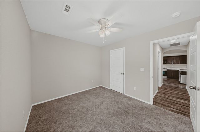 4714 W Hoover Loop, Fayetteville, AR 72704