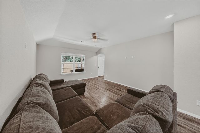 4714 W Hoover Loop, Fayetteville, AR 72704