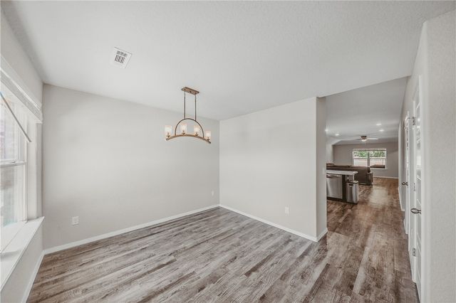 4714 W Hoover Loop, Fayetteville, AR 72704