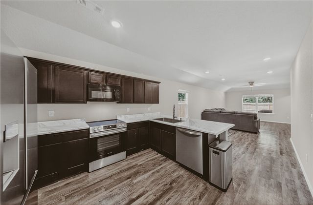 4714 W Hoover Loop, Fayetteville, AR 72704