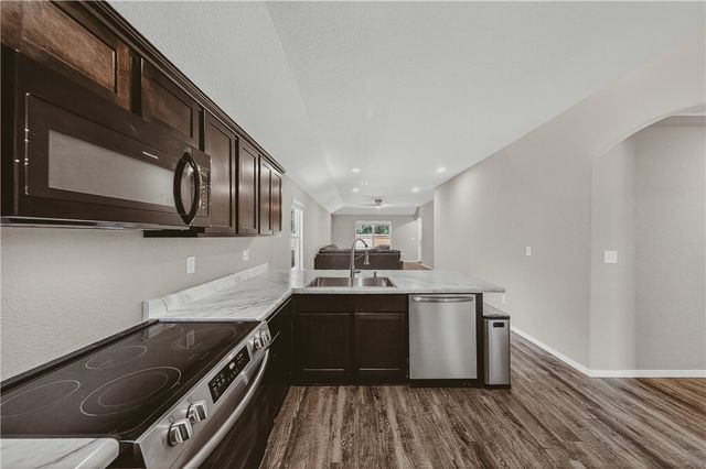 4714 W Hoover Loop, Fayetteville, AR 72704