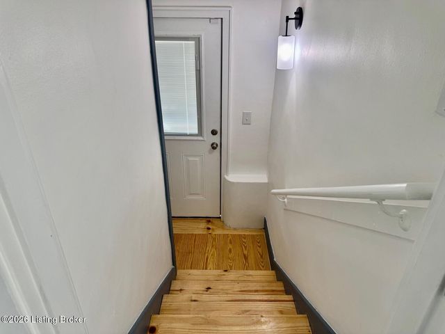 133 S 42nd St, Louisville, KY 40212