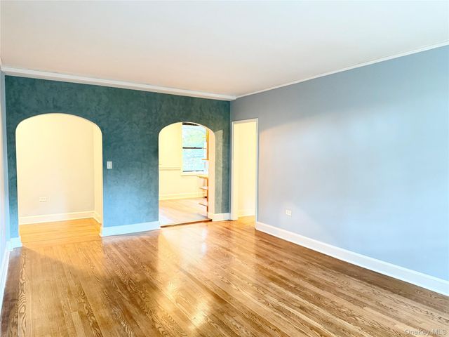 412C Larchmont Acres West 2C, Larchmont, NY 10538