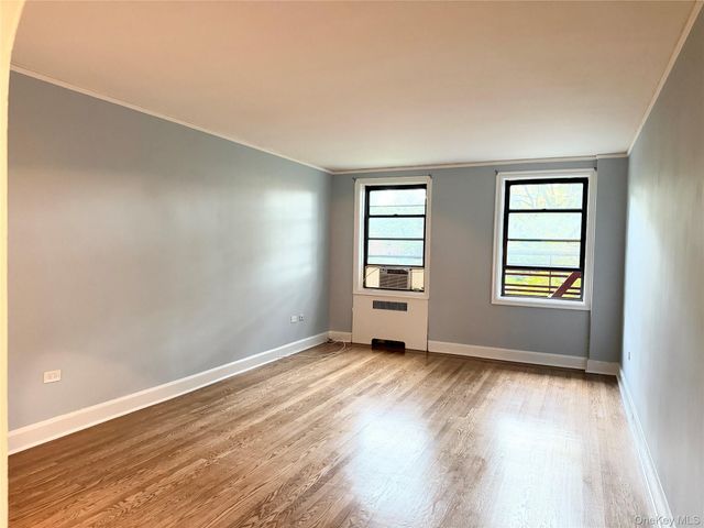412C Larchmont Acres West 2C, Larchmont, NY 10538