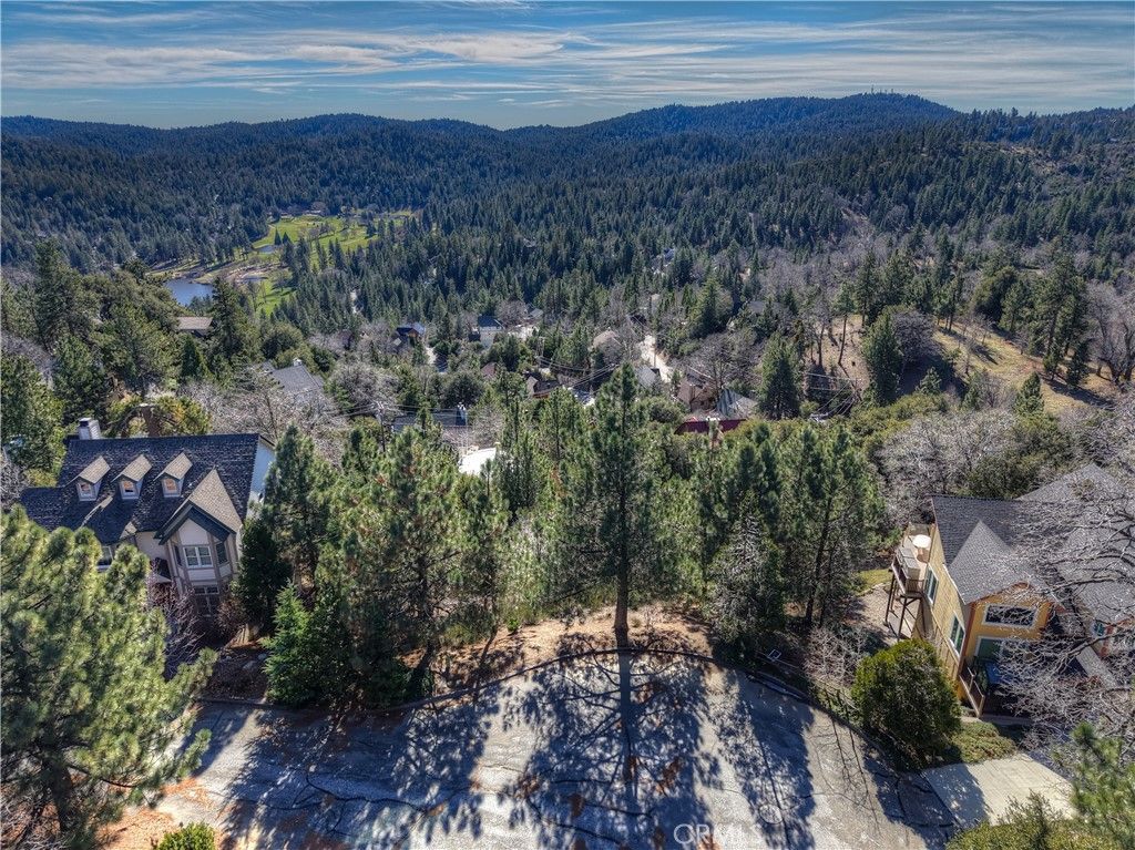 0 Black Oaks Court, Lake Arrowhead, CA 92352