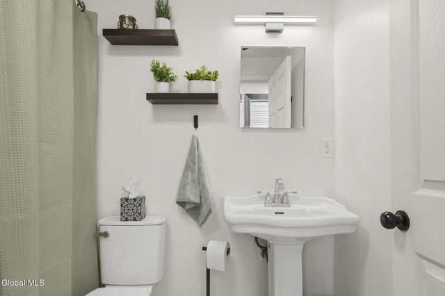 241 Lape Road, Schodack, NY 12123