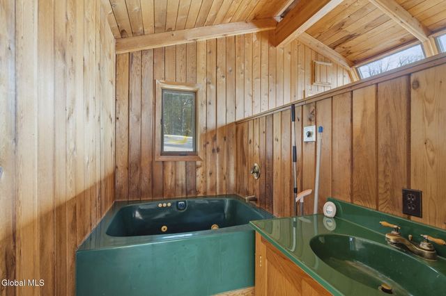 241 Lape Road, Schodack, NY 12123