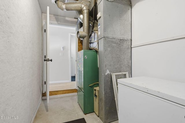 241 Lape Road, Schodack, NY 12123