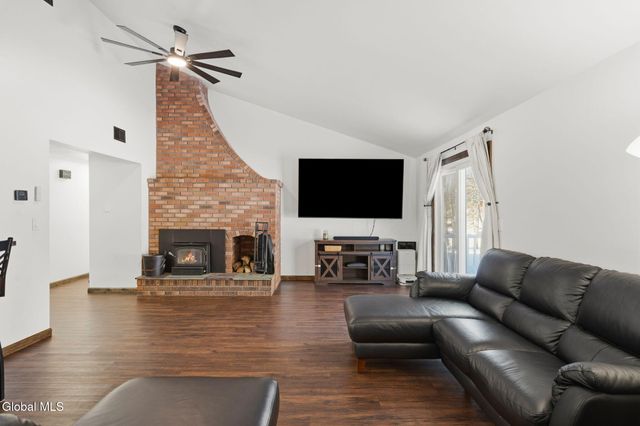 241 Lape Road, Schodack, NY 12123