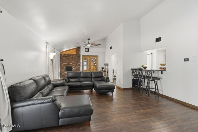 241 Lape Road, Schodack, NY 12123