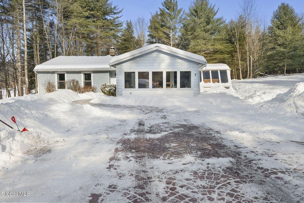 241 Lape Road, Schodack, NY 12123