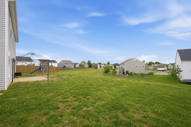 1075 Vanguard Dr, Spring Hill, TN 37174