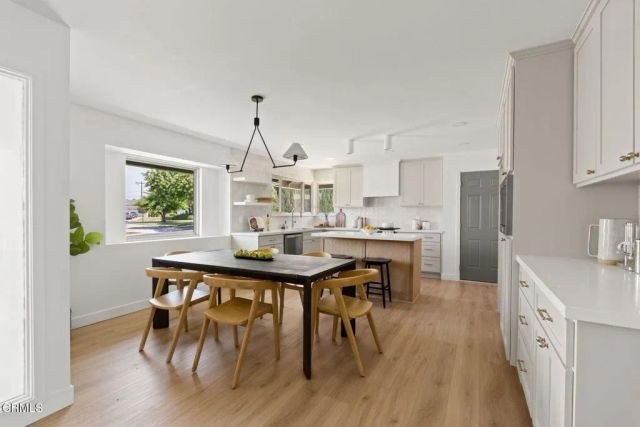 2219 Goldsmith Avenue, Thousand Oaks, CA 91360